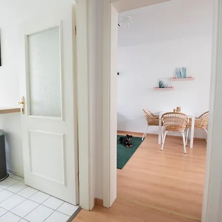 Gemuetlich Und Modern Mit Grossem Balkon 公寓 茨维考